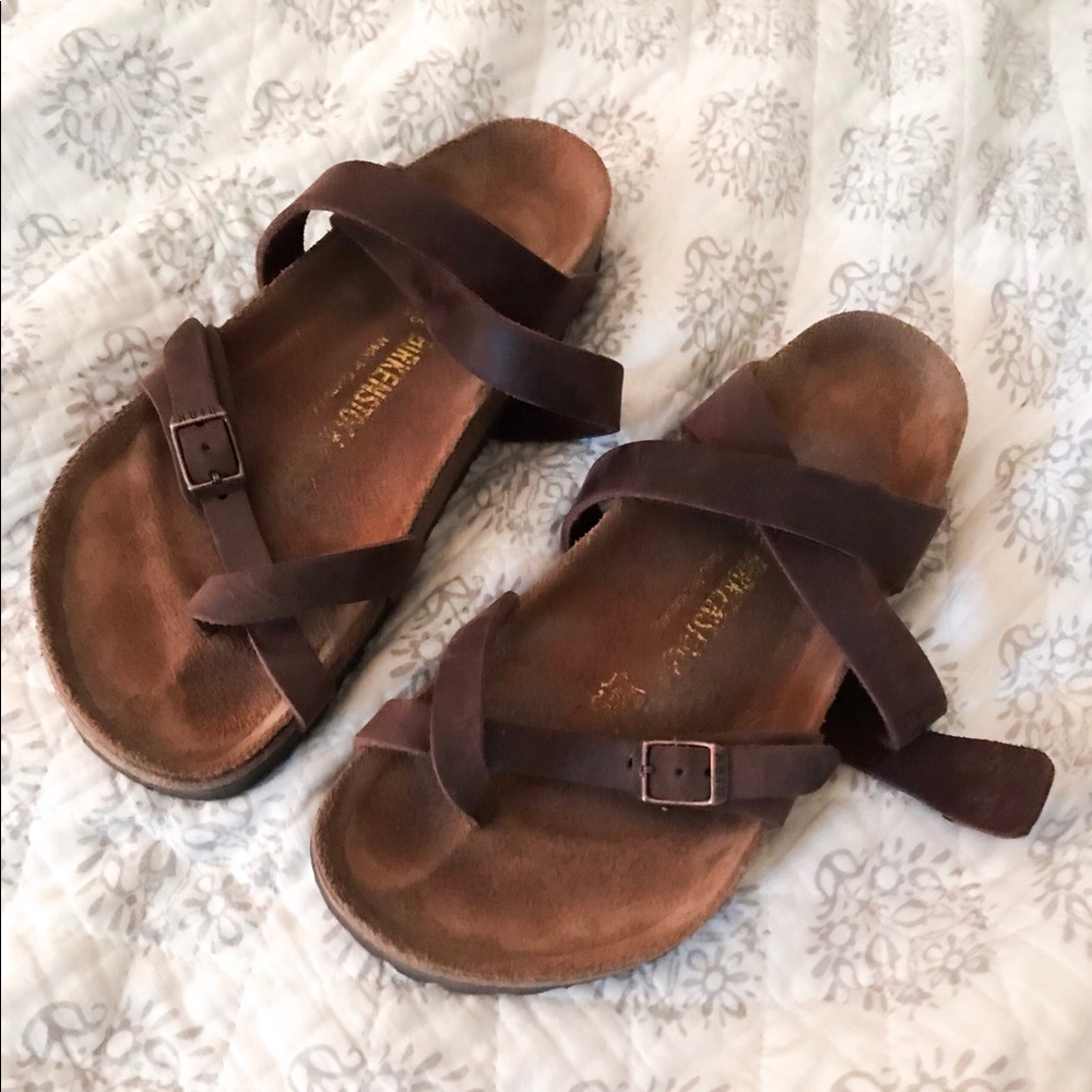 Birkenstock oiled leather sandal in the style Yara